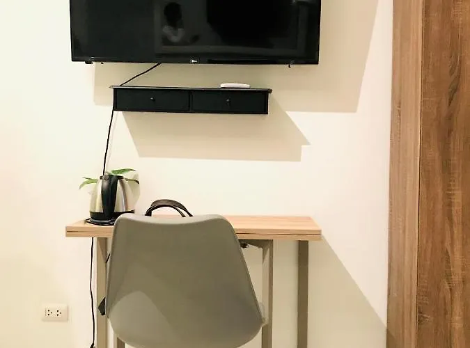 Staycation Near Shangrilla/megamall Aparthotel Manila